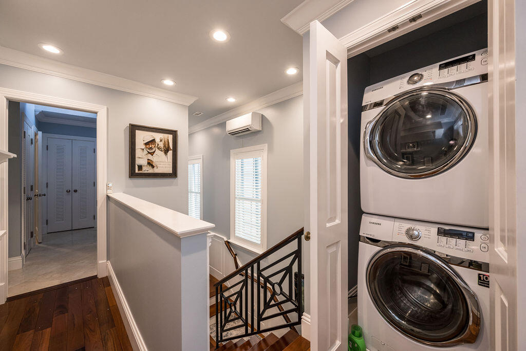 1514 Petronia Street