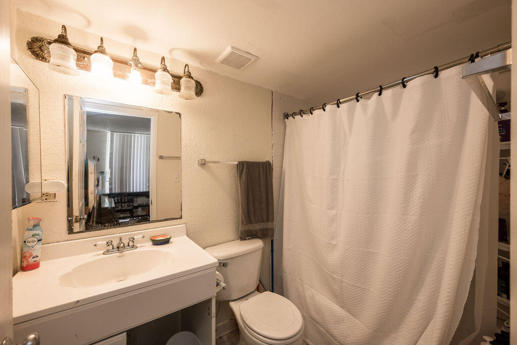 3930 S Roosevelt Boulevard Unit: E103