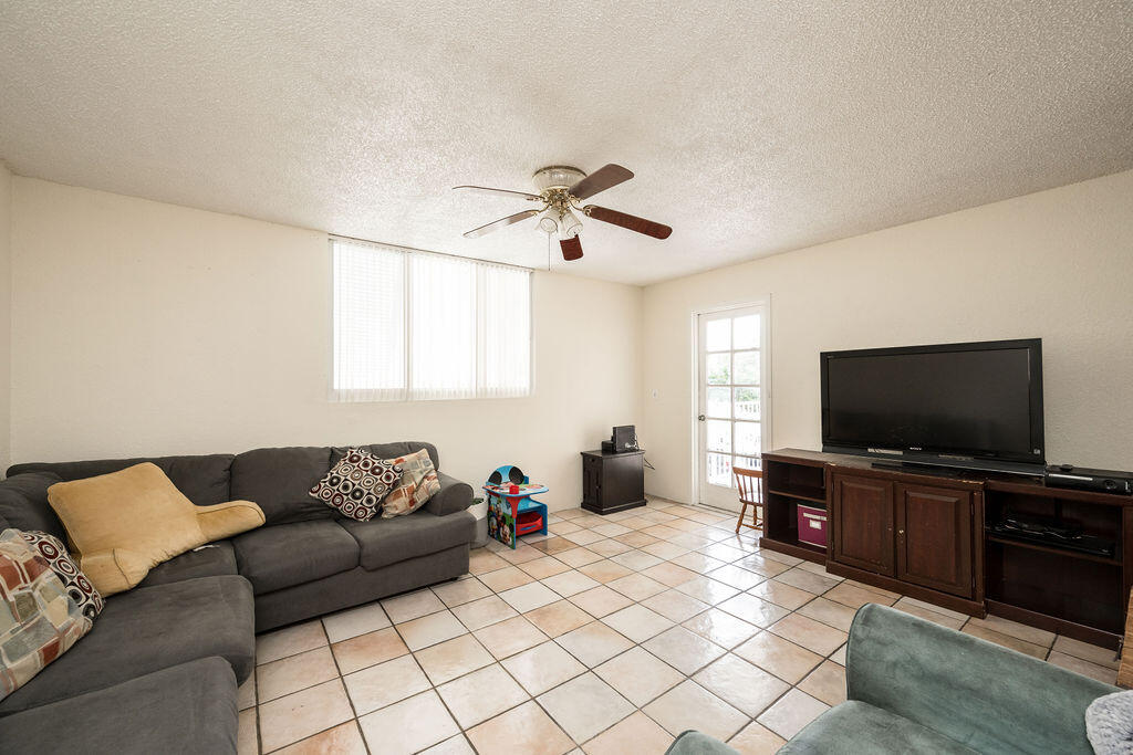 3930 S Roosevelt Boulevard Unit: E103