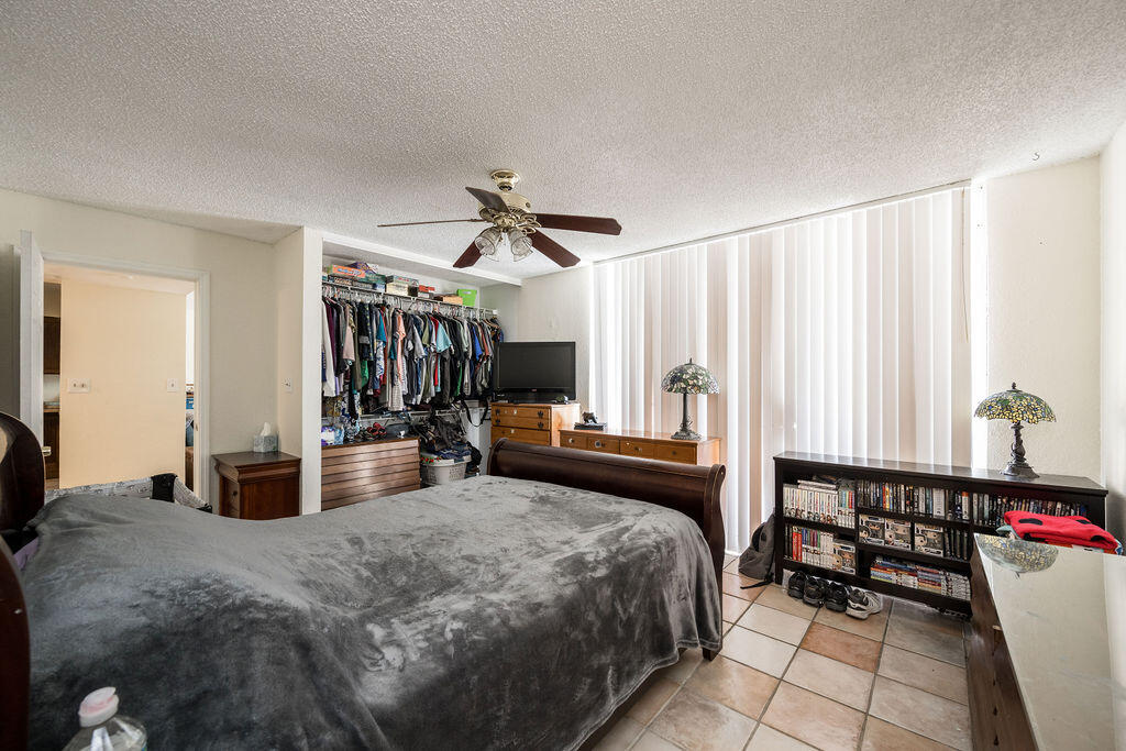 3930 S Roosevelt Boulevard Unit: E103