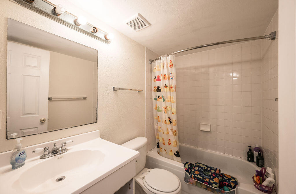 3930 S Roosevelt Boulevard Unit: E103