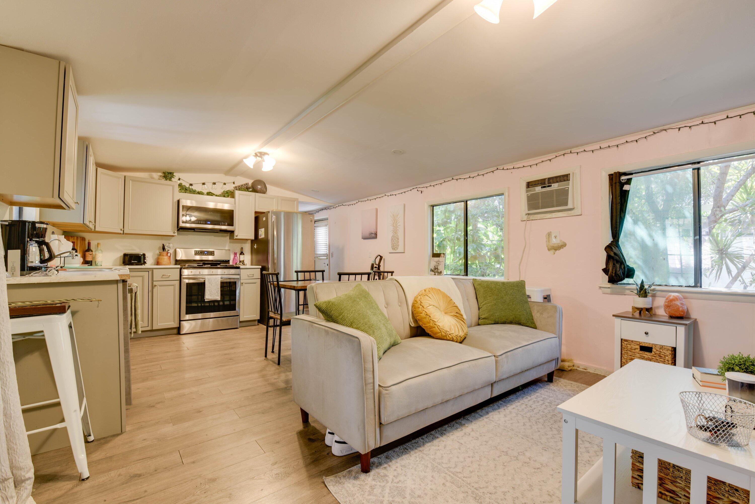 6800 Maloney Avenue Unit: 12