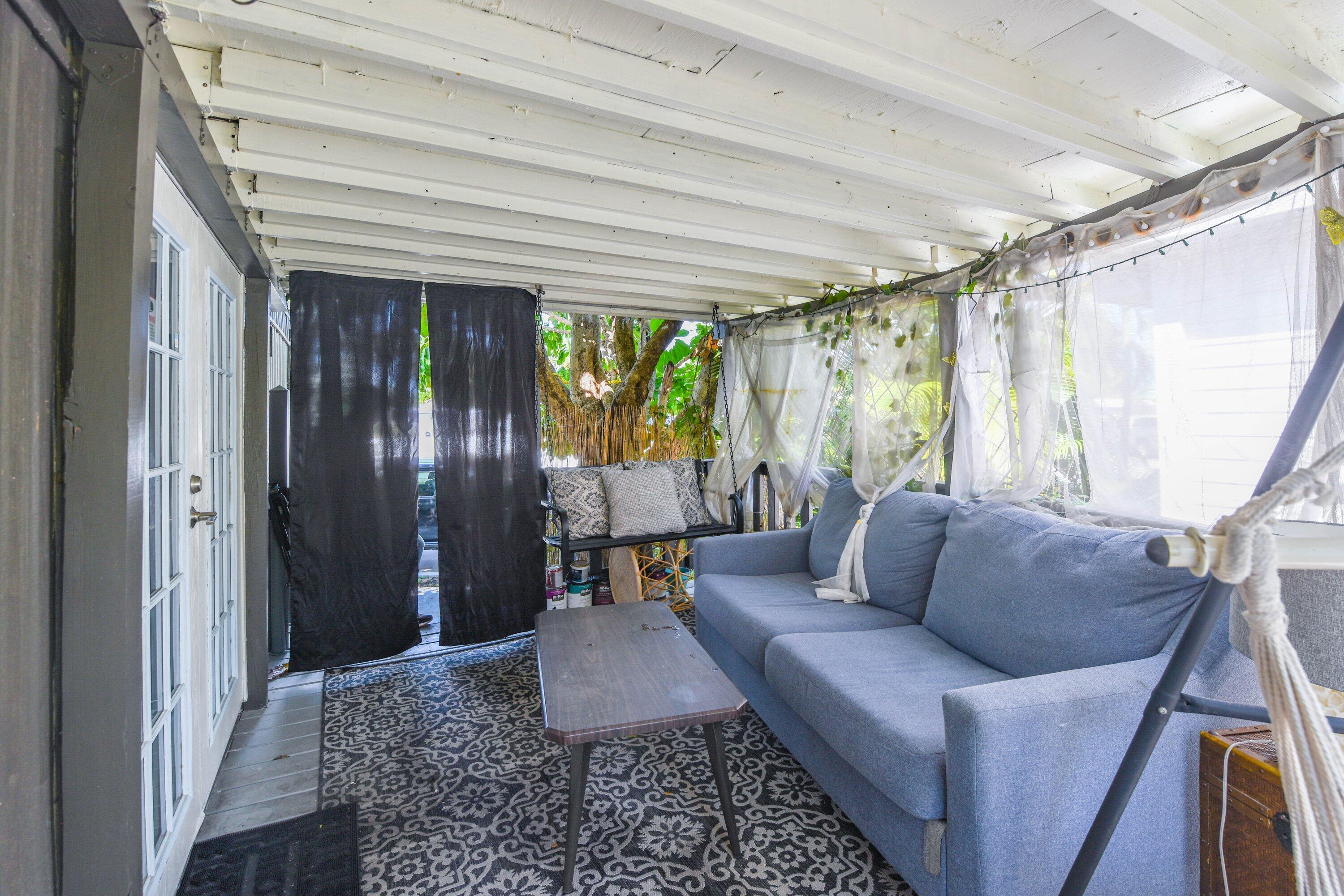 6800 Maloney Avenue Unit: 12