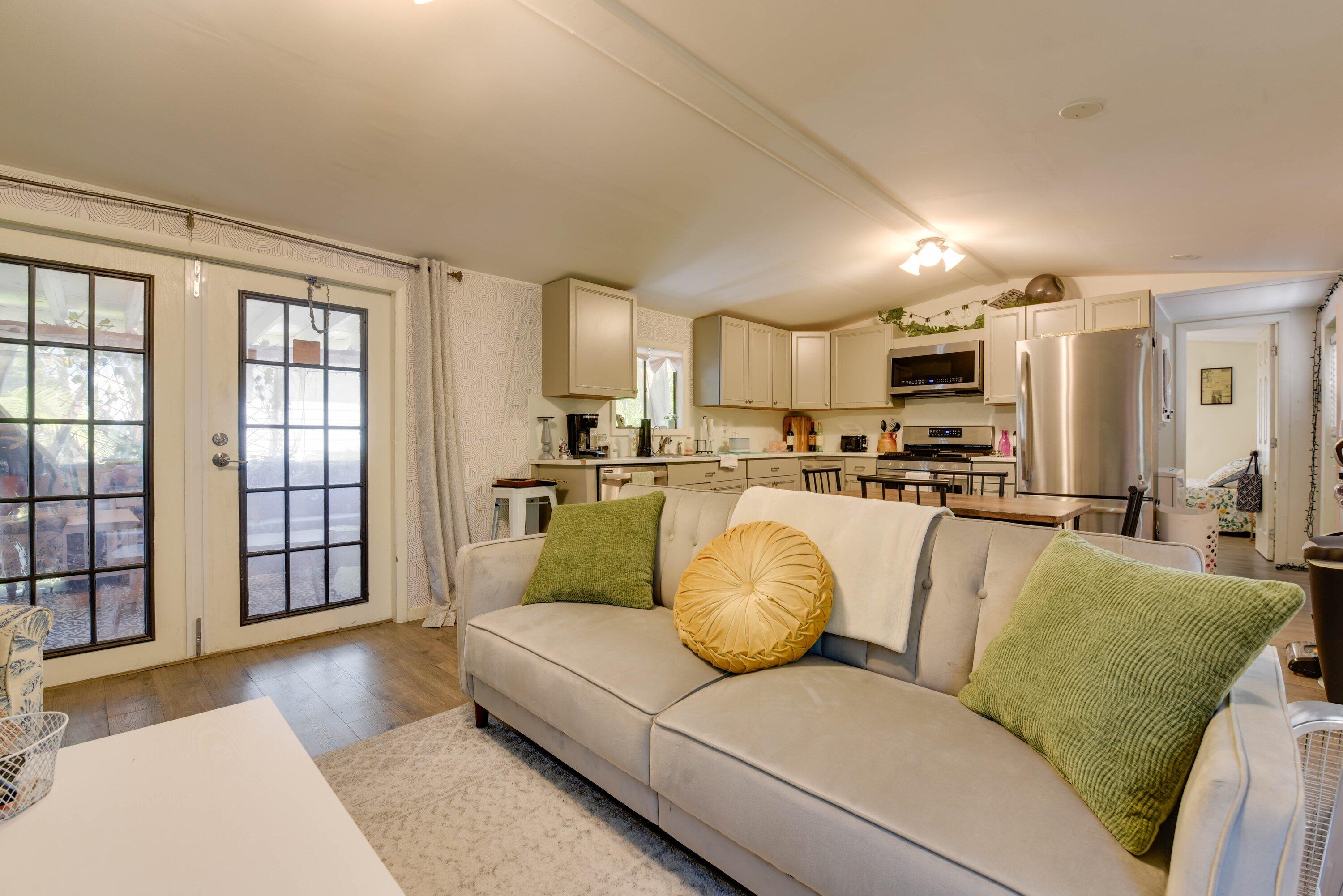 6800 Maloney Avenue Unit: 12