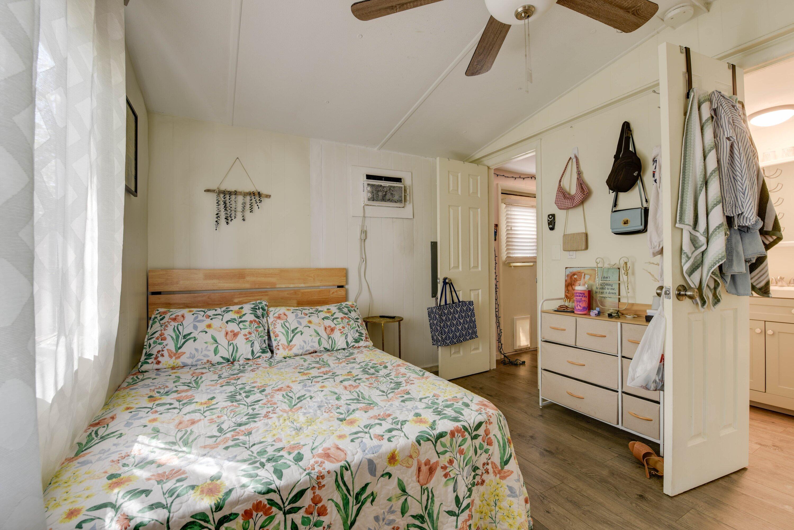 6800 Maloney Avenue Unit: 12