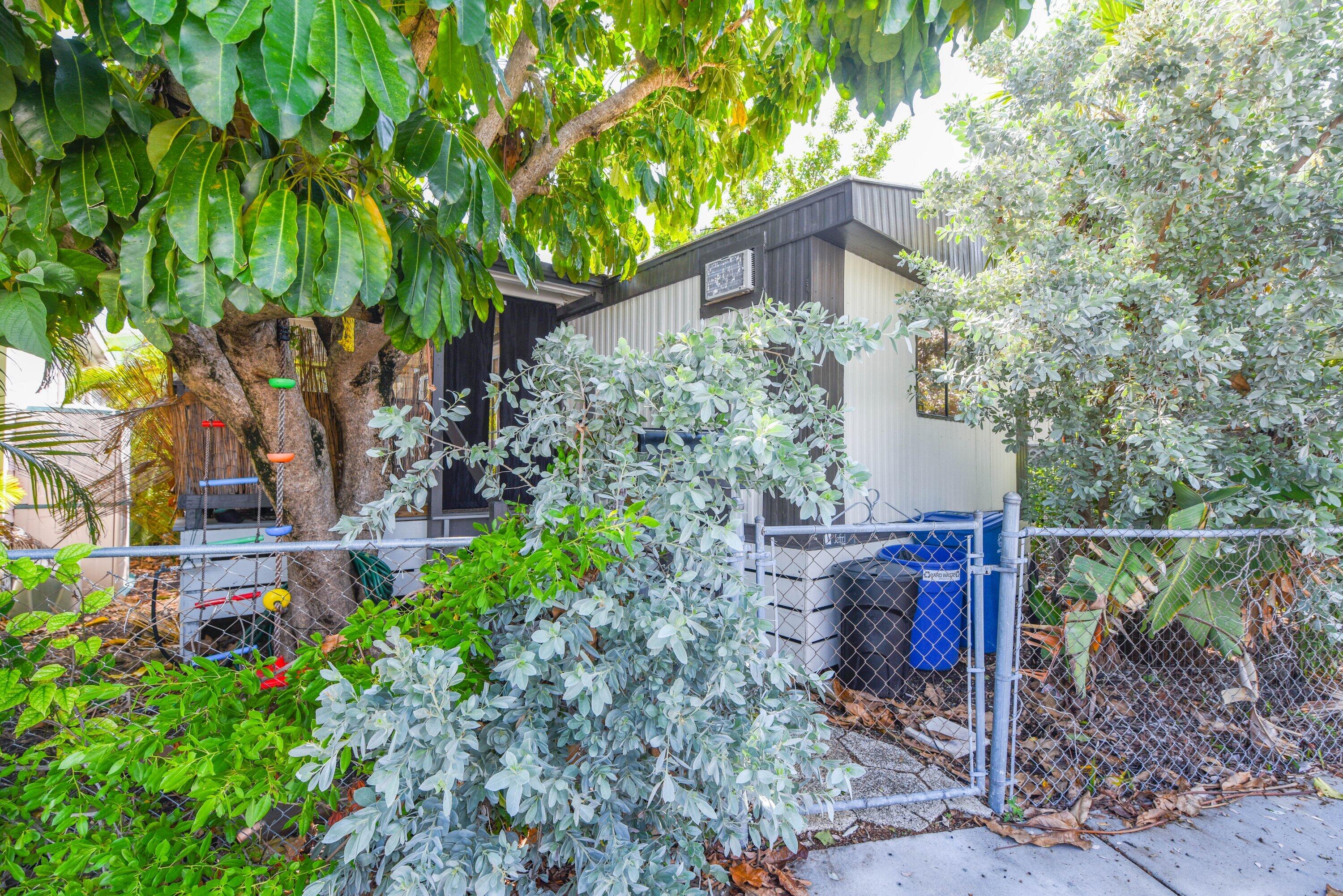 6800 Maloney Avenue Unit: 12