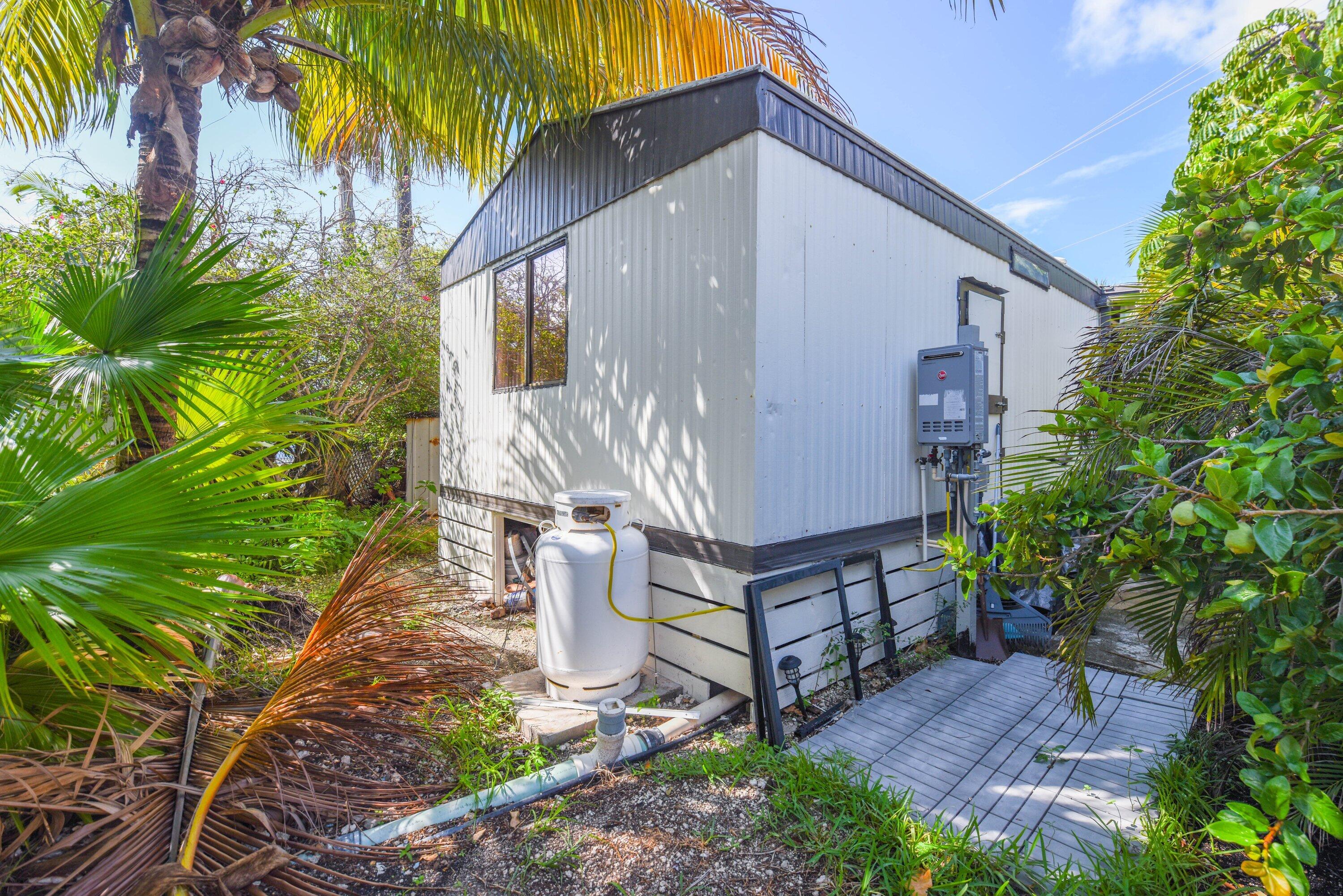 6800 Maloney Avenue Unit: 12