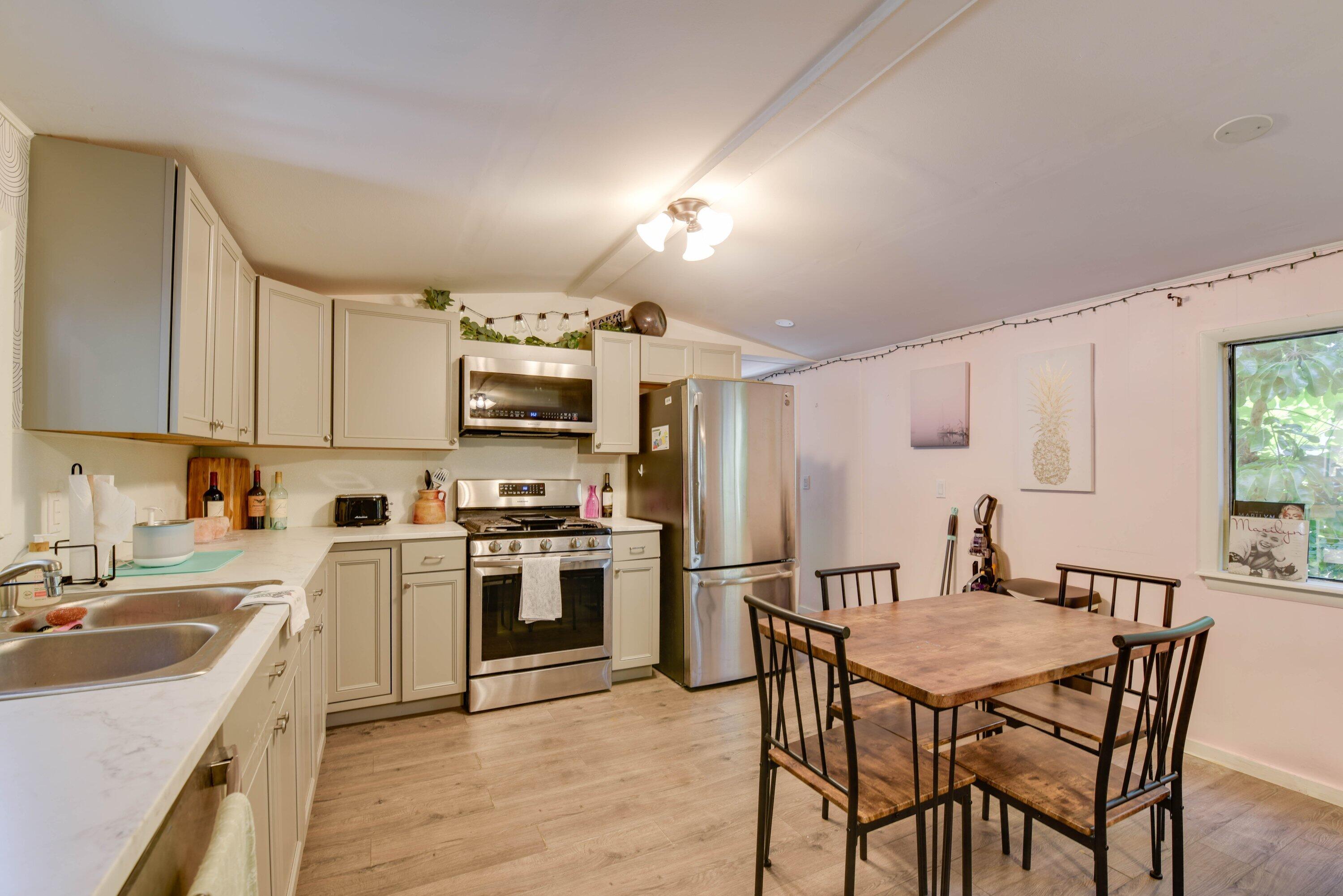 6800 Maloney Avenue Unit: 12