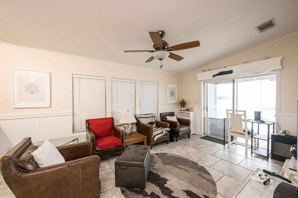 6800 Maloney Avenue Unit: 110