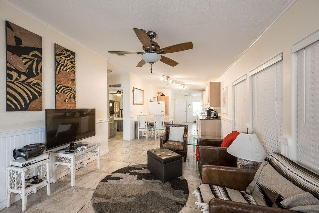 6800 Maloney Avenue Unit: 110