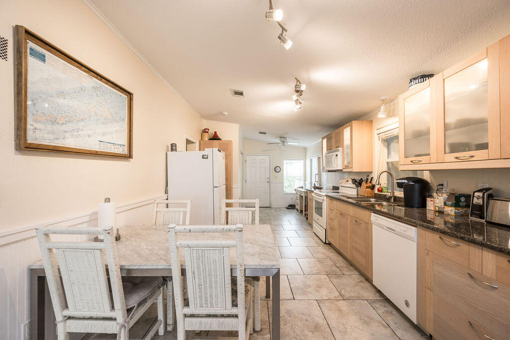 6800 Maloney Avenue Unit: 110