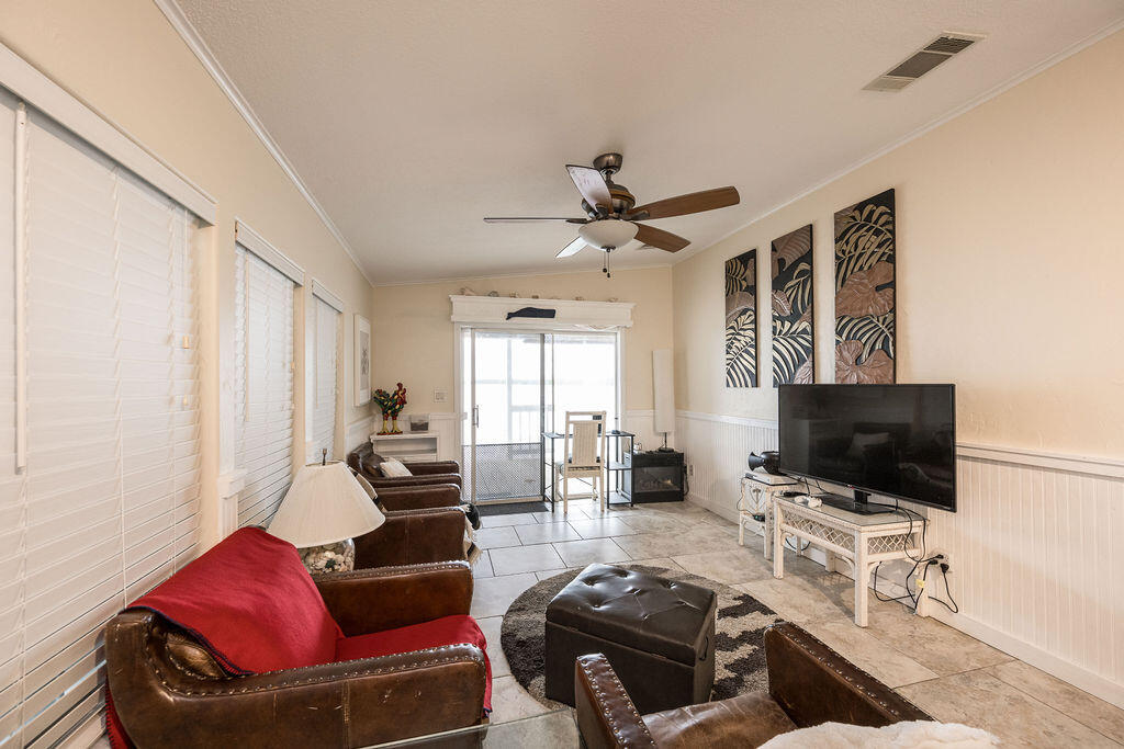 6800 Maloney Avenue Unit: 110