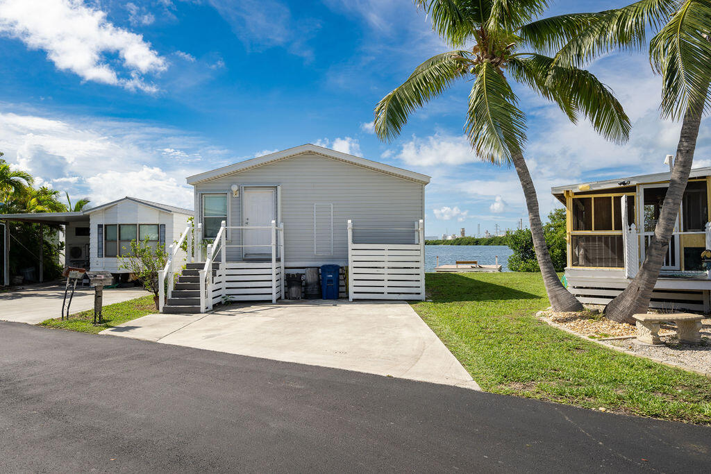 6800 Maloney Avenue Unit: 110