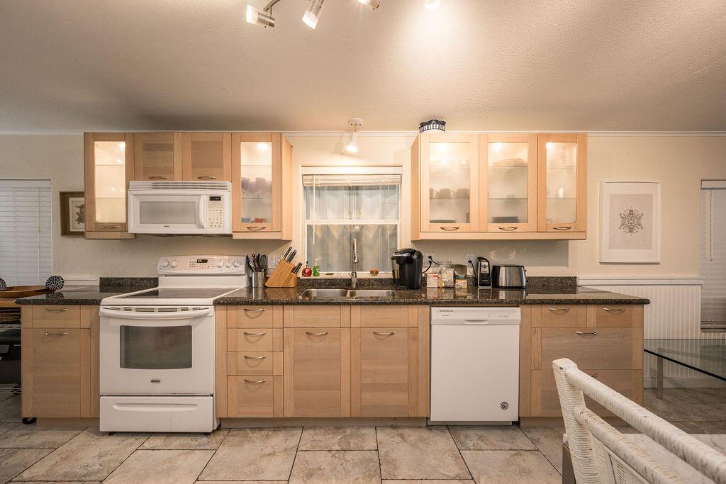 6800 Maloney Avenue Unit: 110