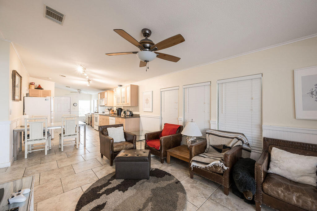 6800 Maloney Avenue Unit: 110