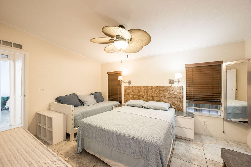 6800 Maloney Avenue Unit: 110