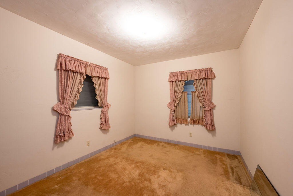 719 Washington Street