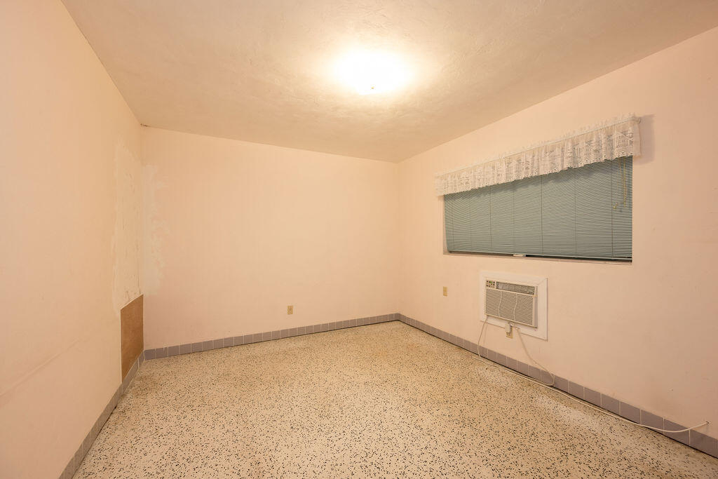 719 Washington Street