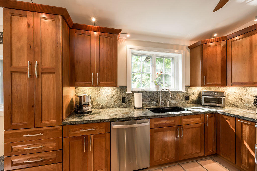 719 Windsor Lane Unit: Rear