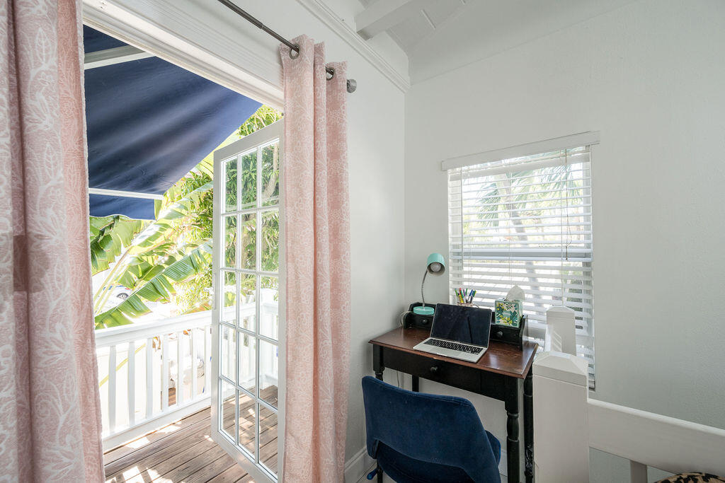 1007 Watson Street Unit: Rear