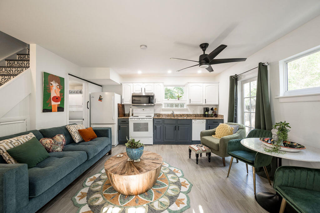 1007 Watson Street Unit: Rear