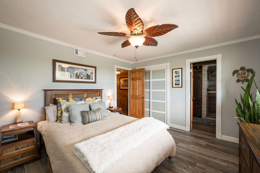 2817 Venetian Drive