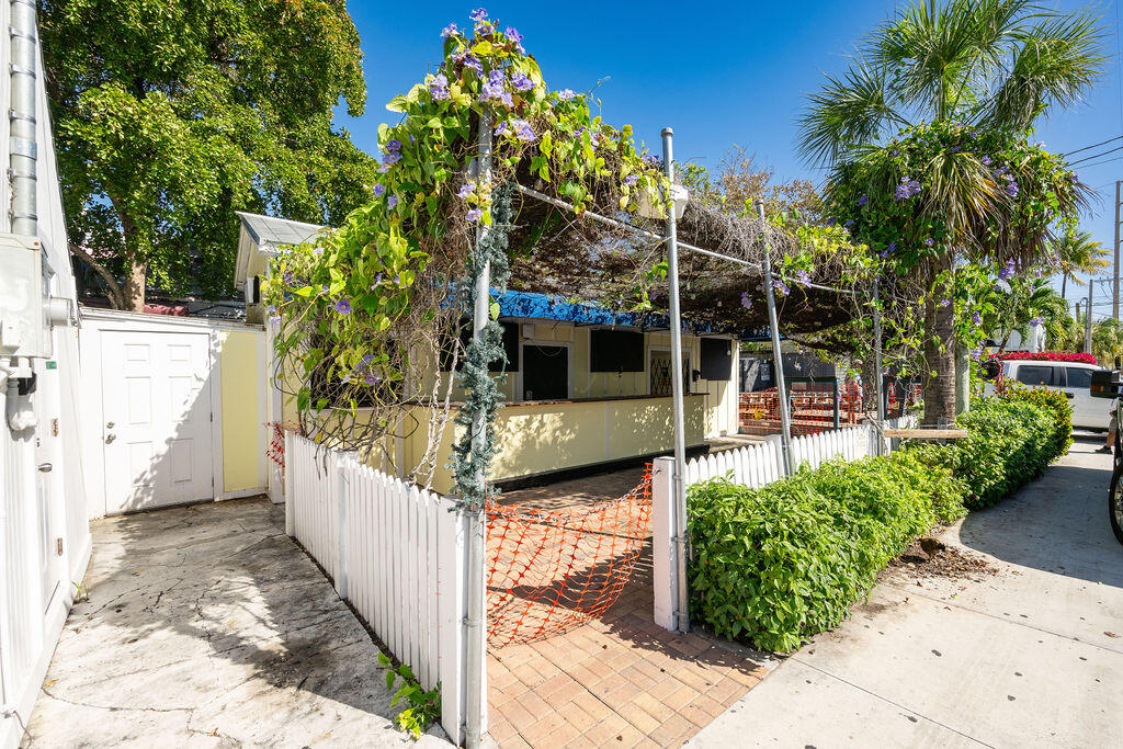 633 Duval Street
