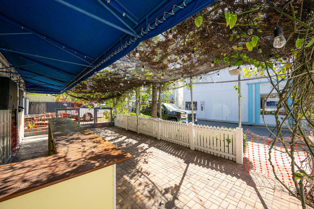 633 Duval Street