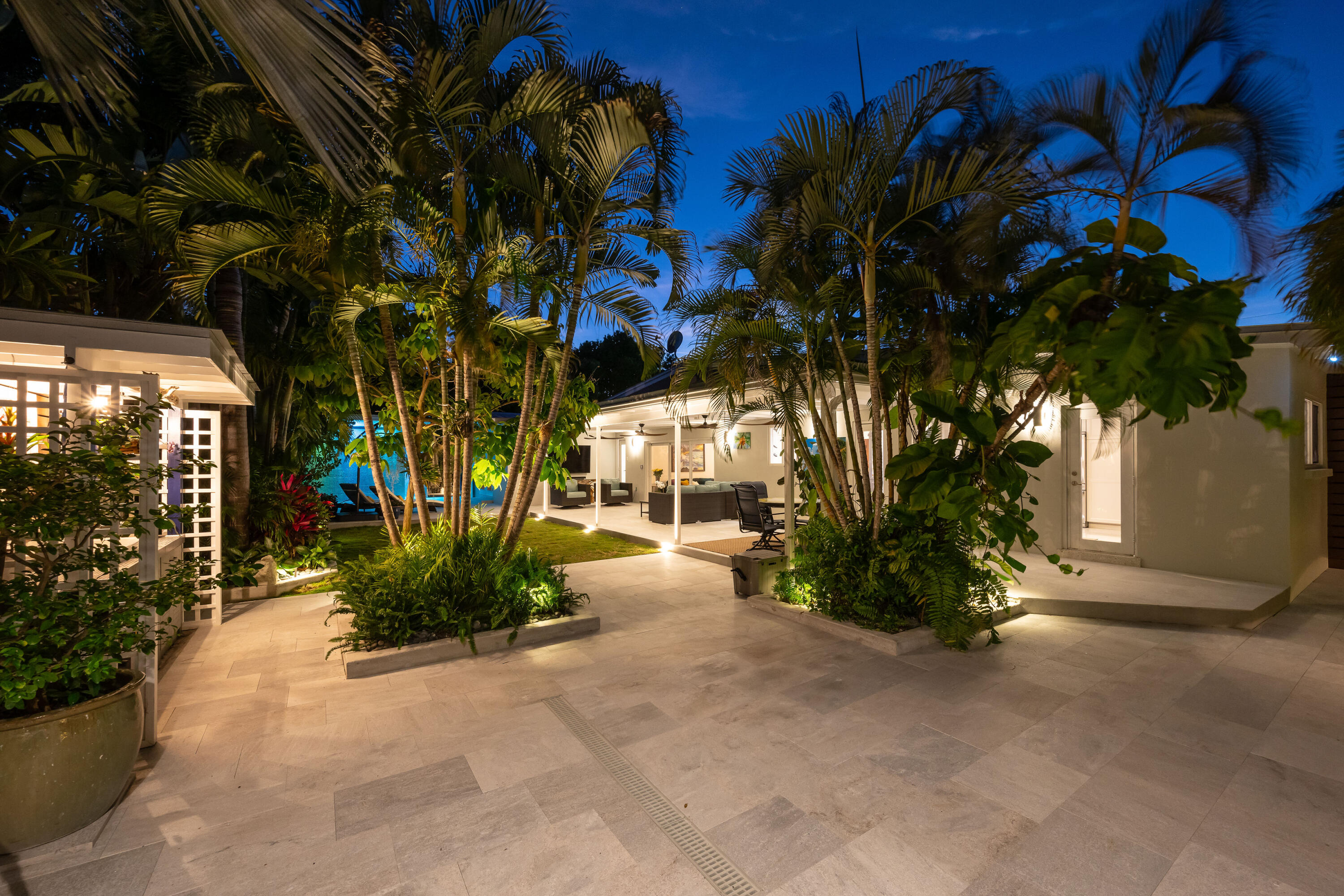 1608 Washington Street