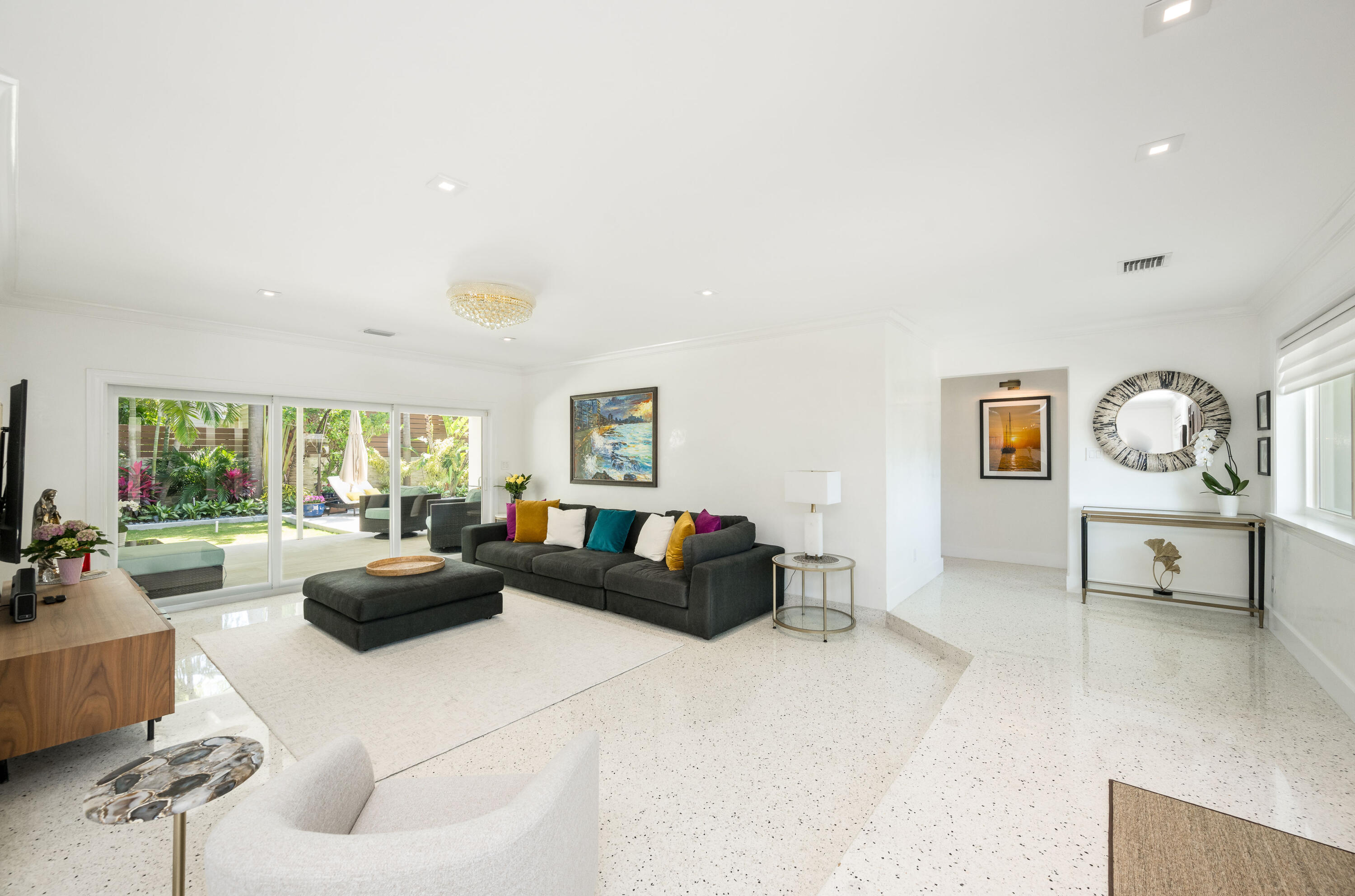 1608 Washington Street