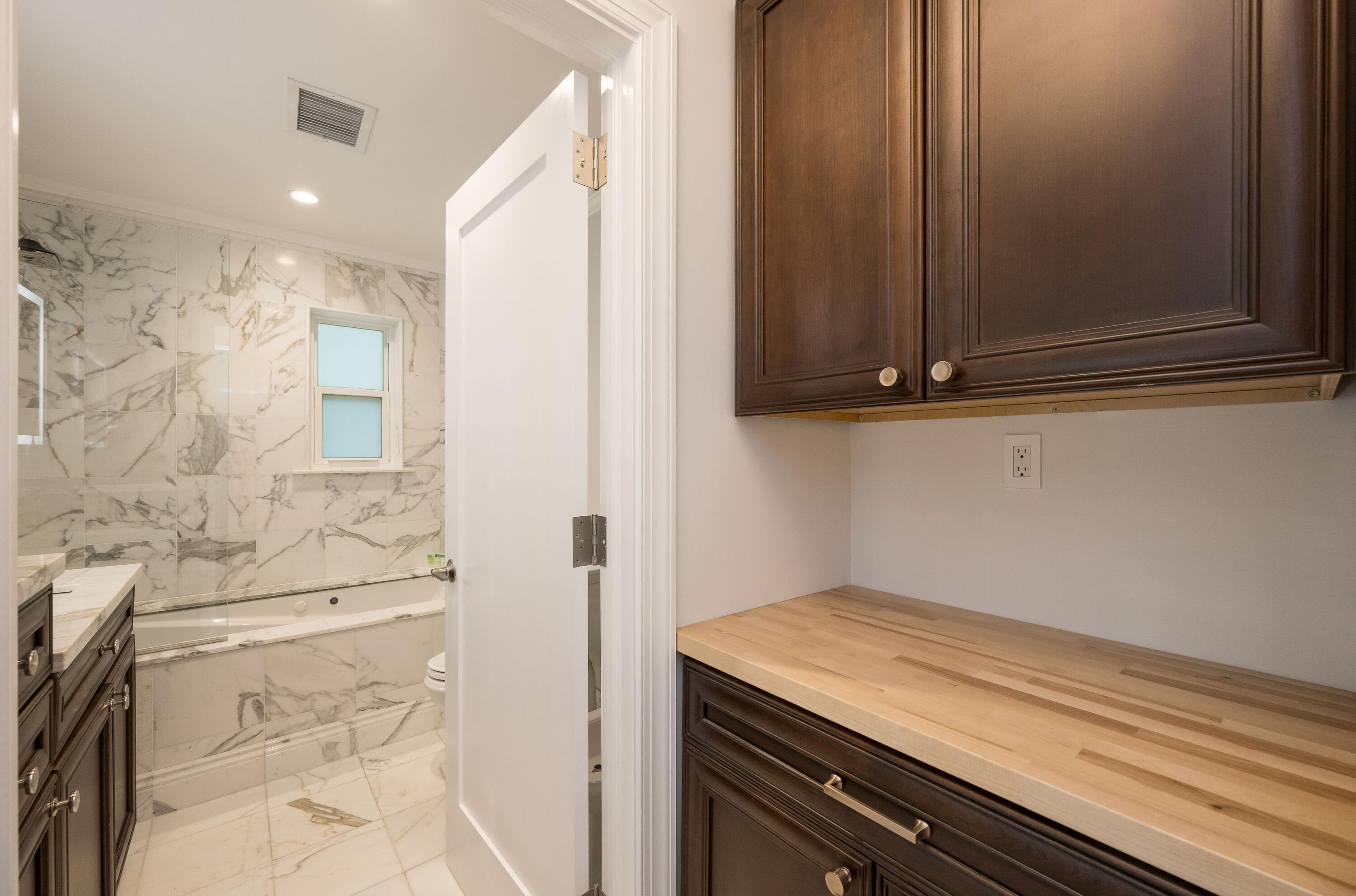 1608 Washington Street