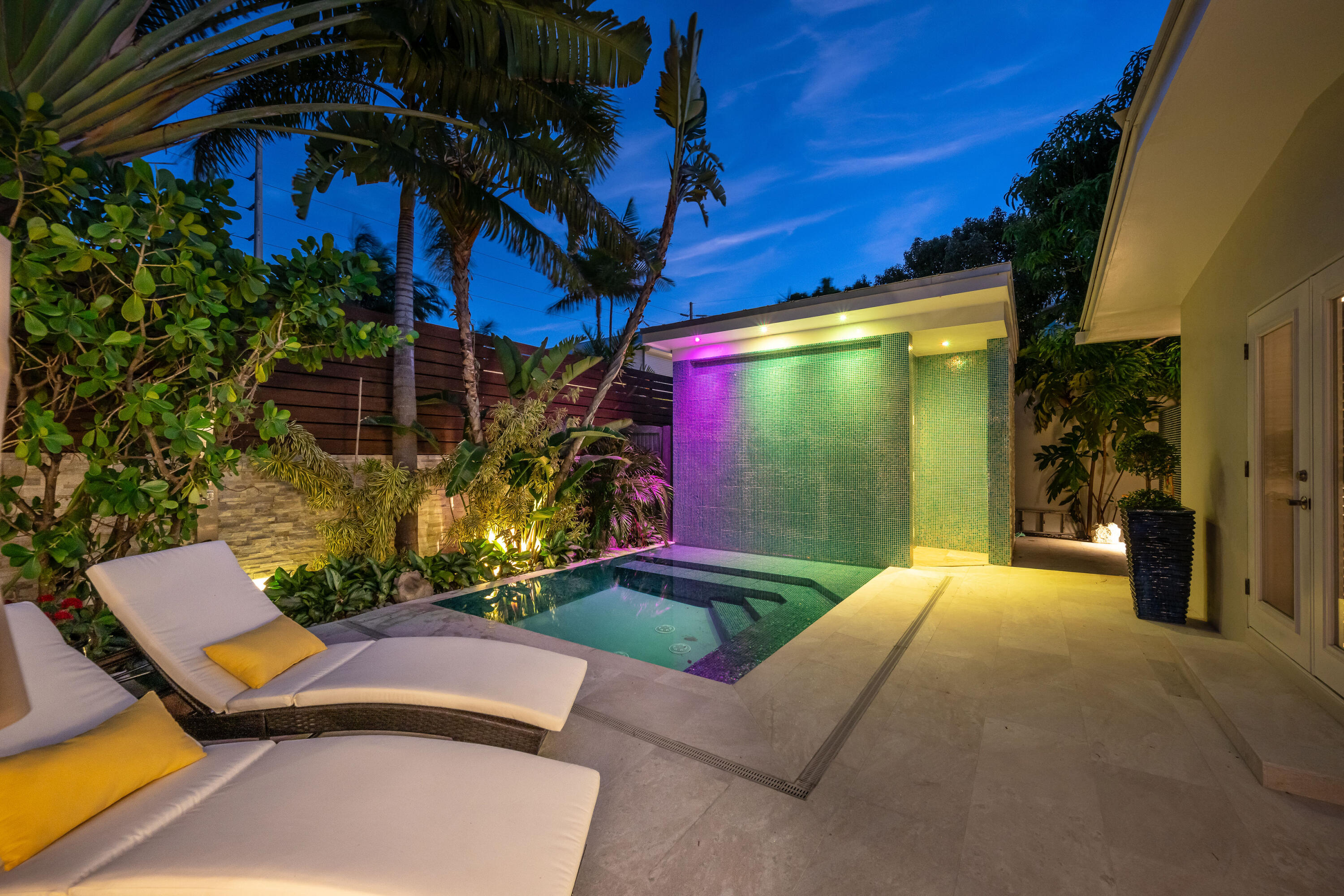 1608 Washington Street