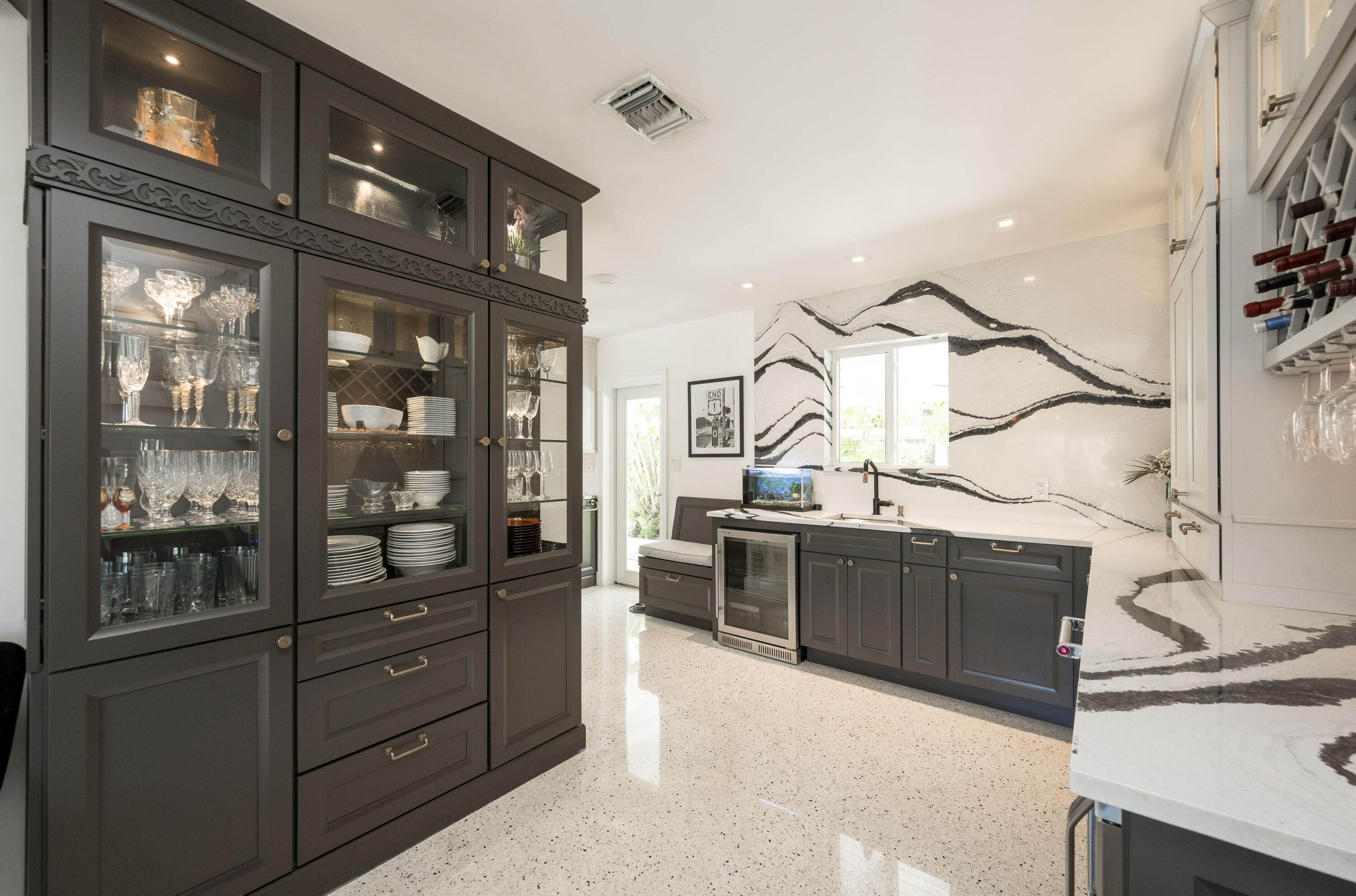 1608 Washington Street