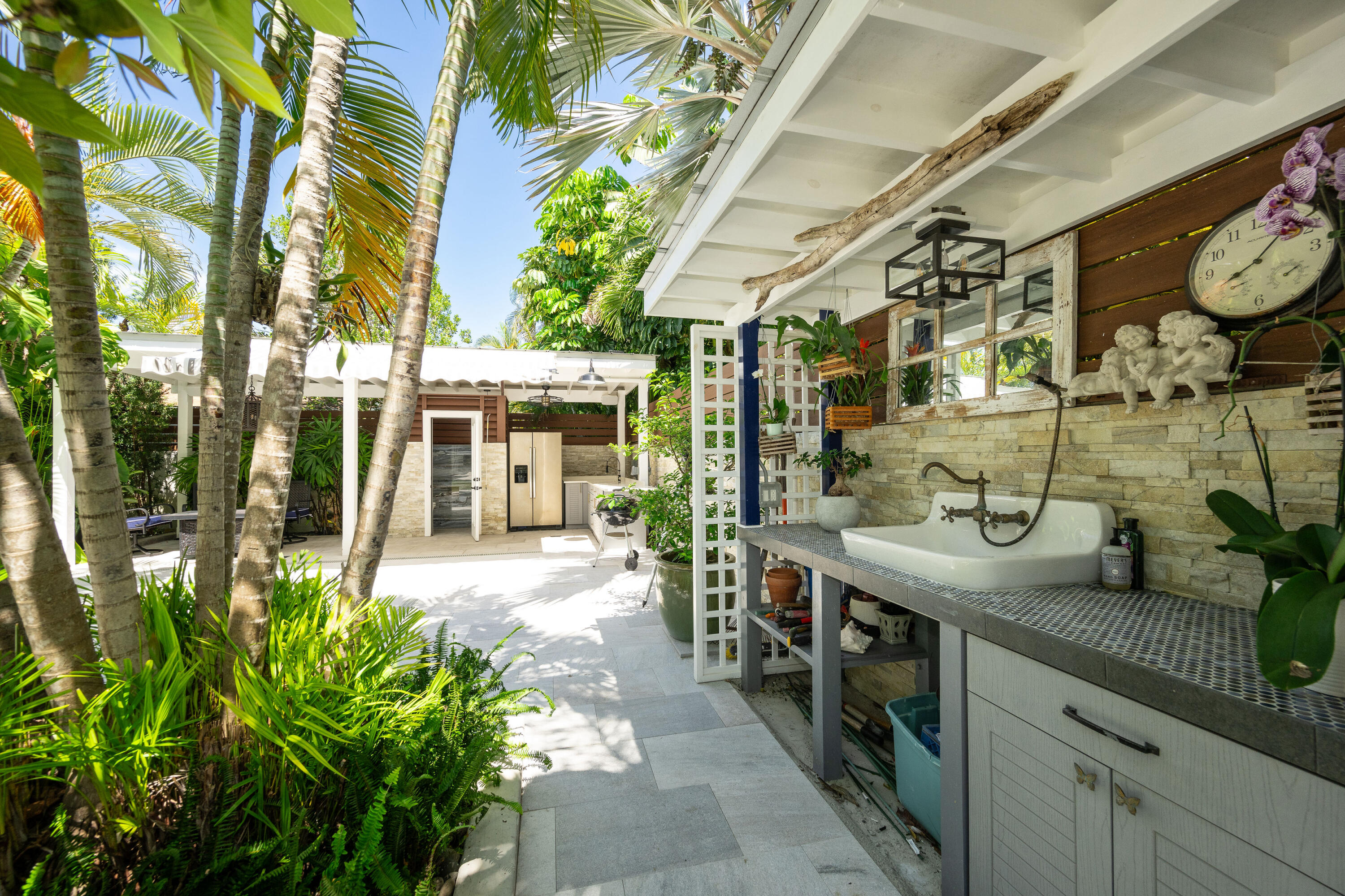 1608 Washington Street