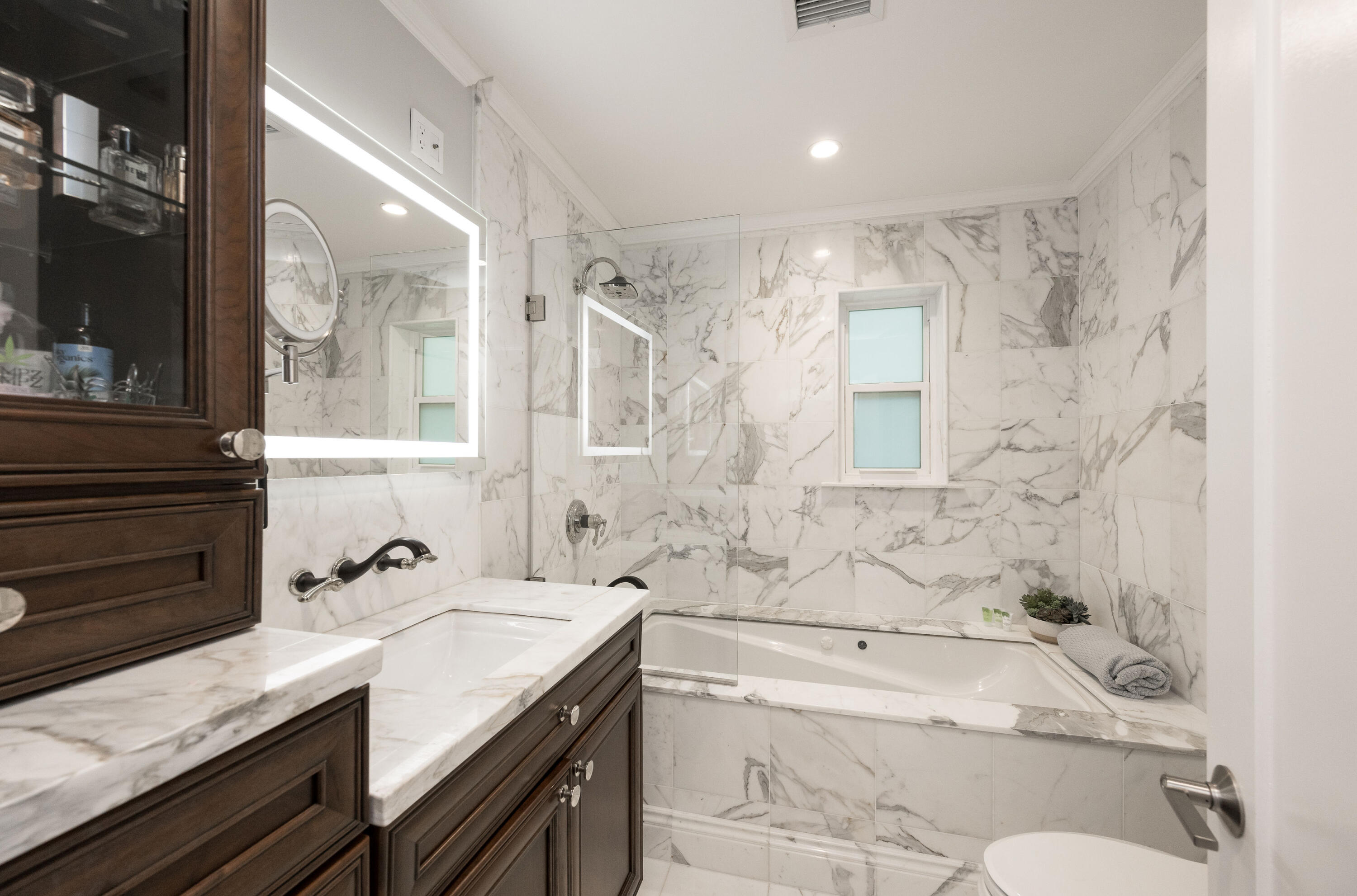 1608 Washington Street