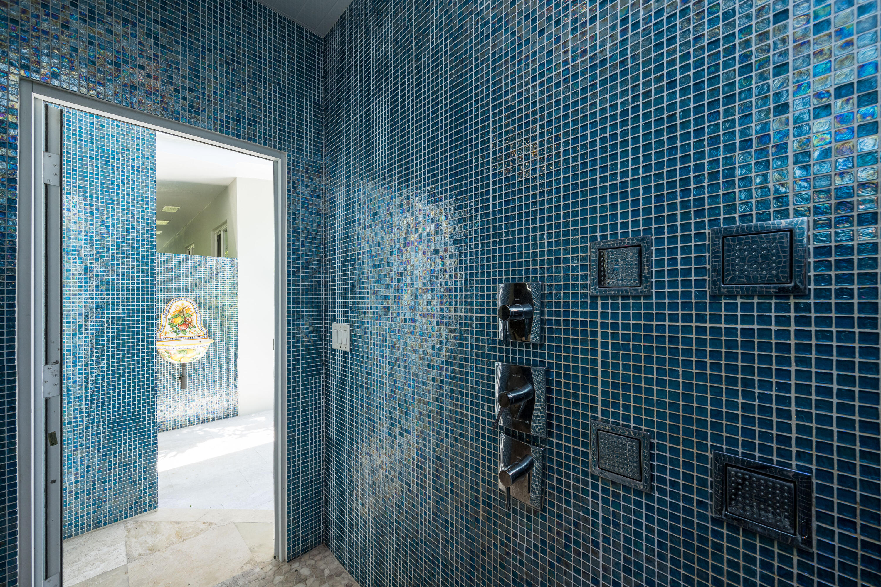 1608 Washington Street