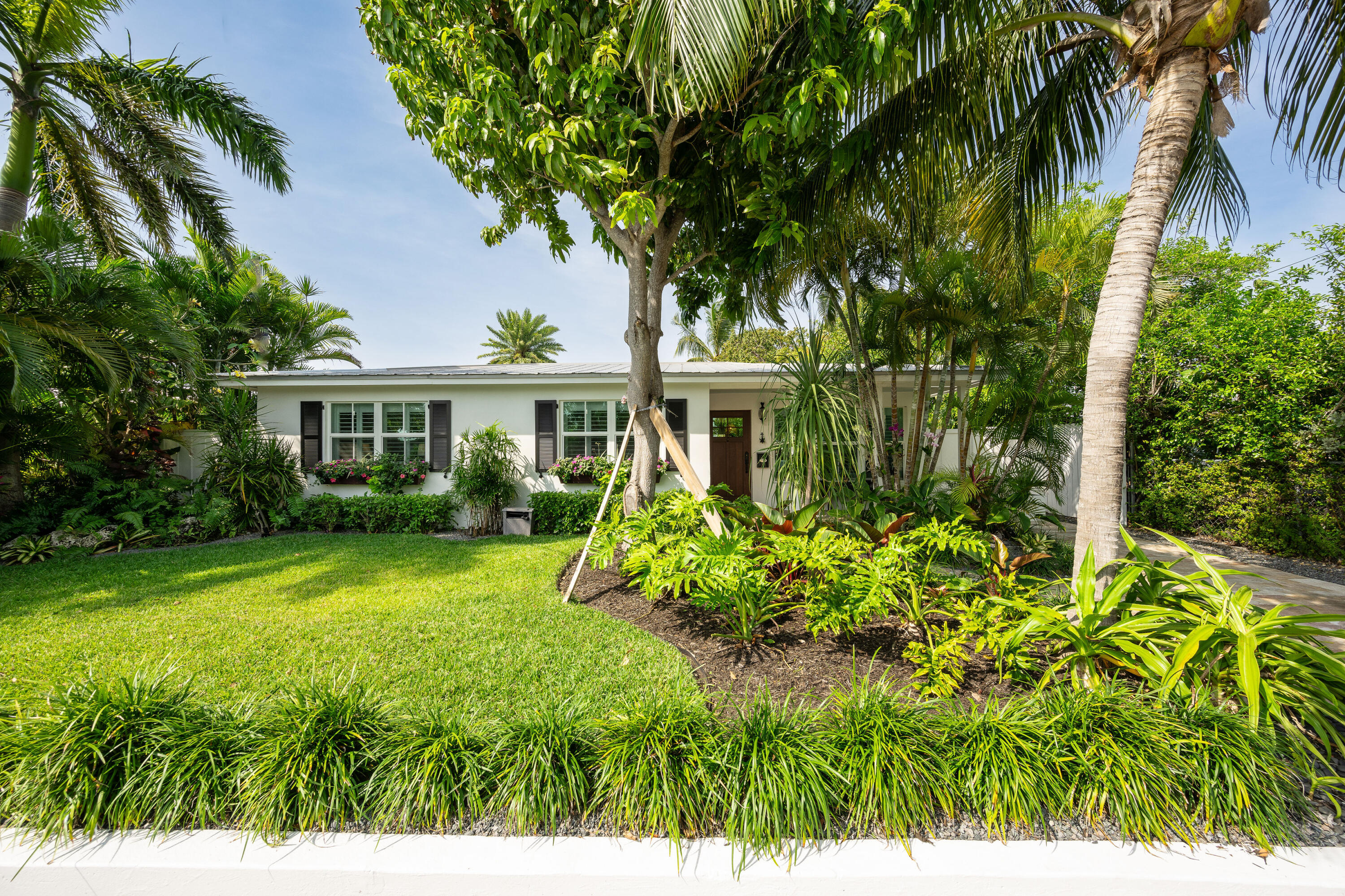 13 Arbutus Drive