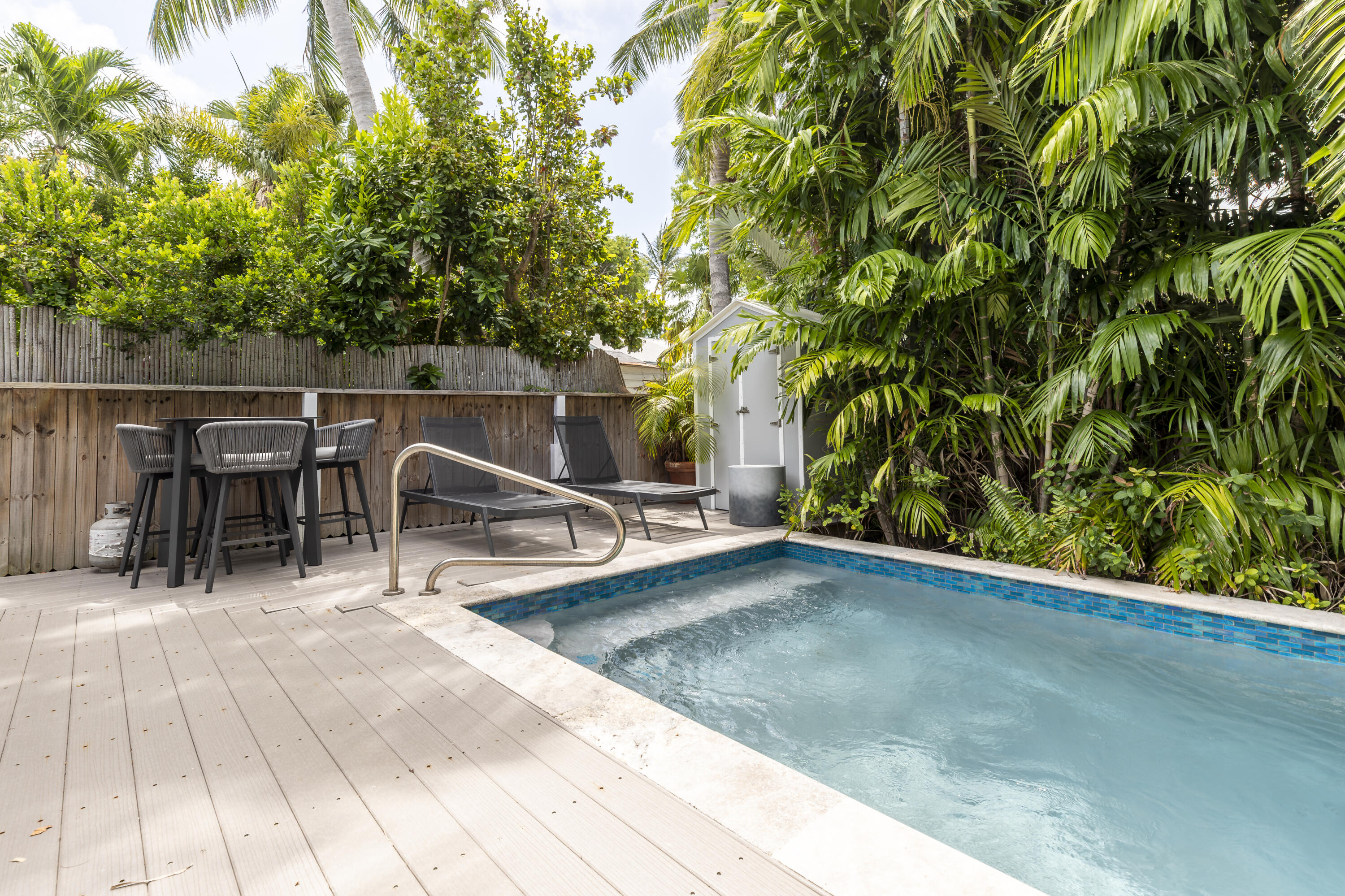 1415 Petronia Street