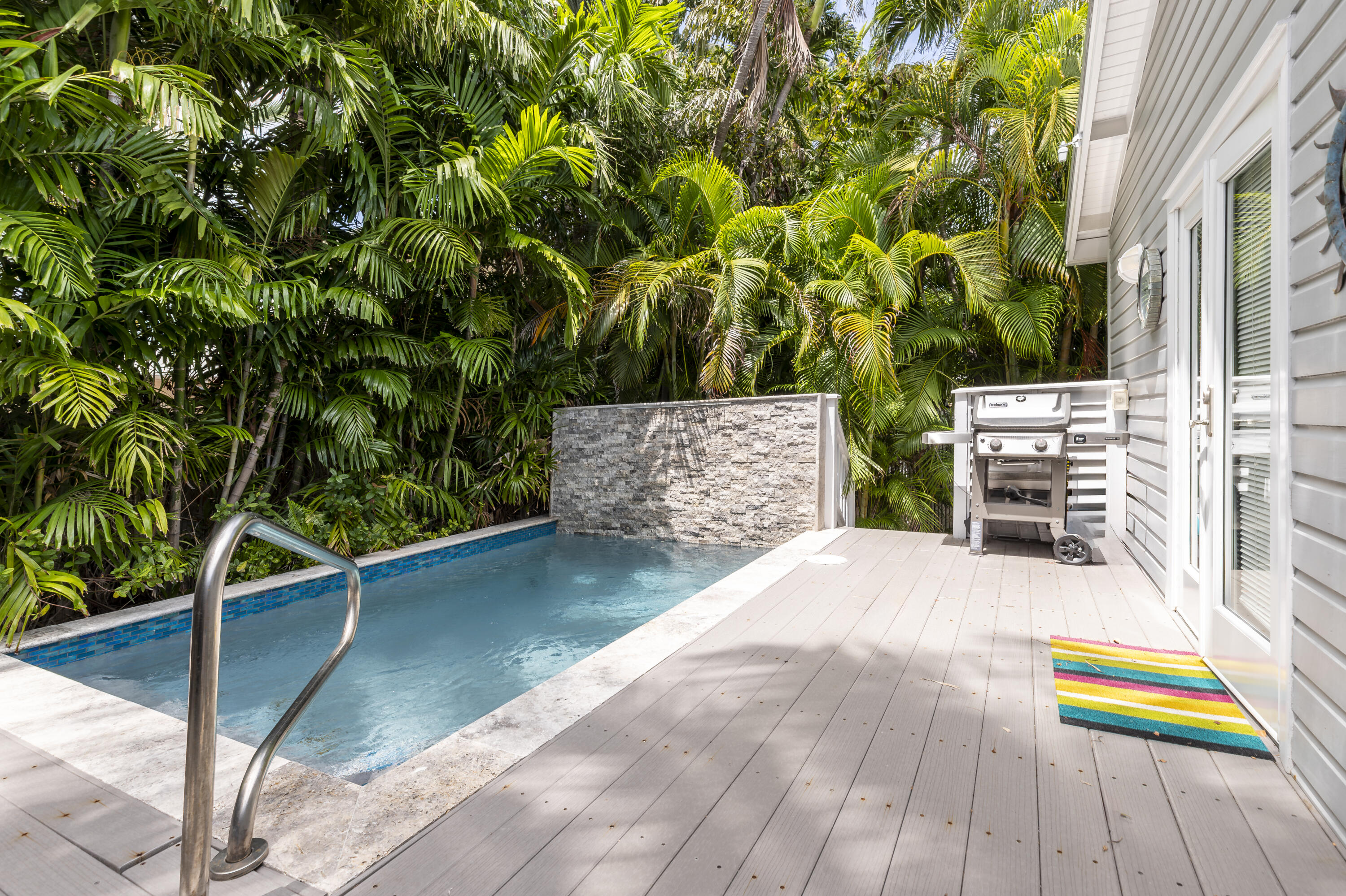 1415 Petronia Street