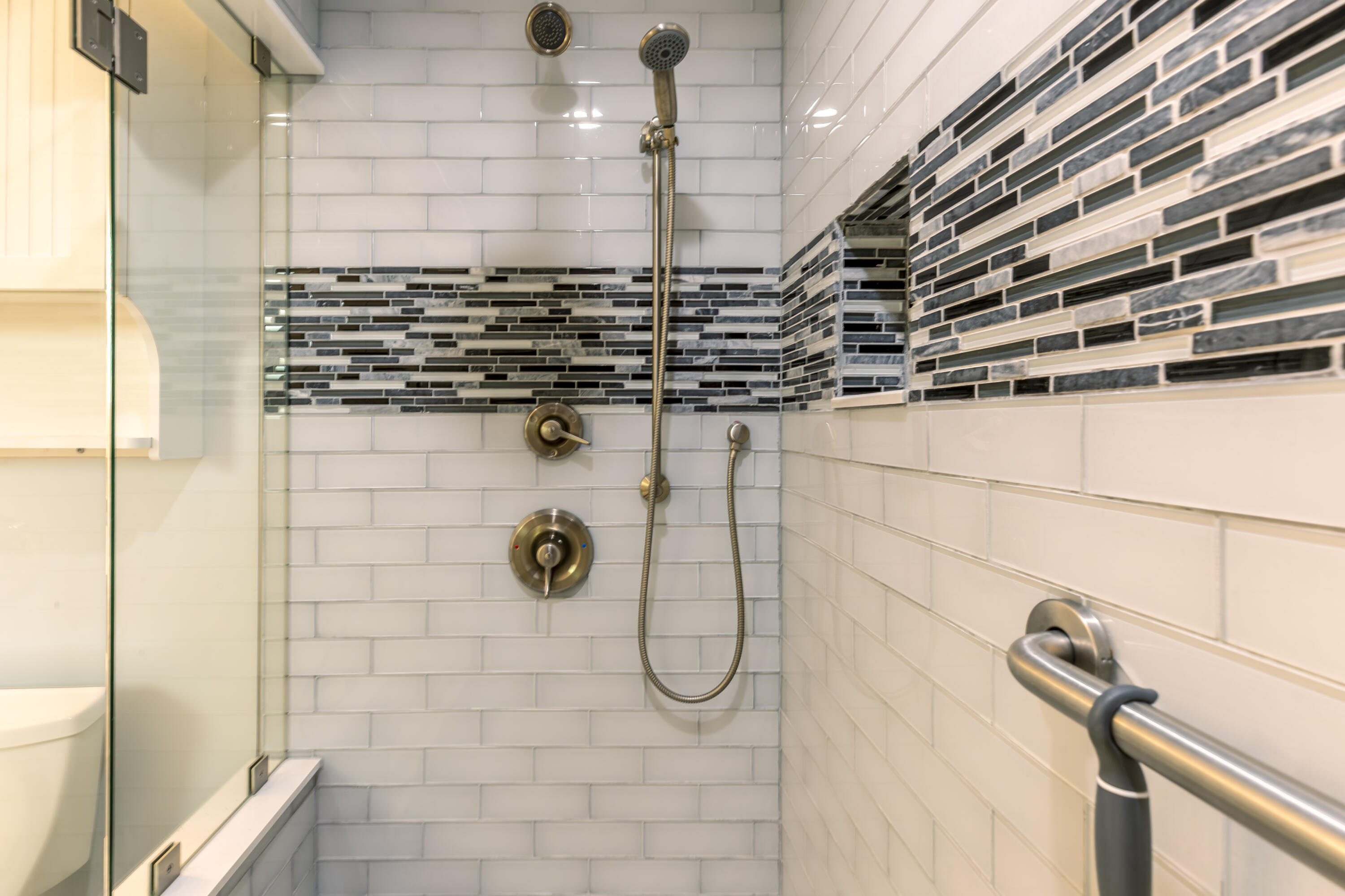 1415 Petronia Street