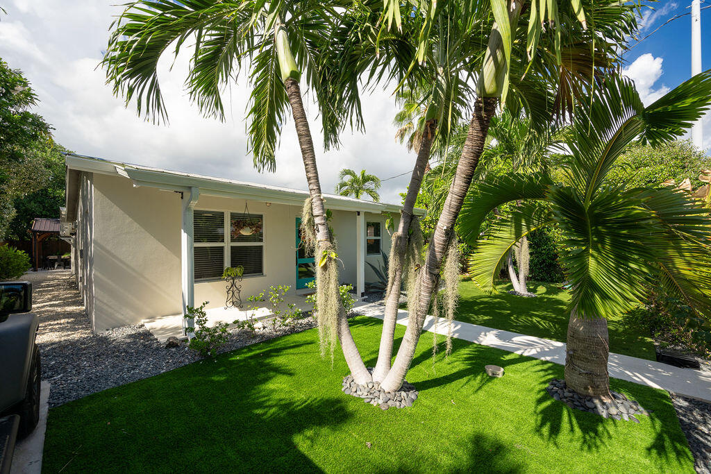 1615 Seminary Street