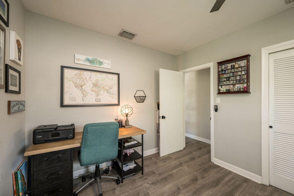 1615 Seminary Street