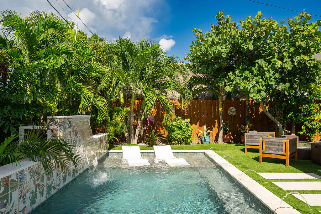 1615 Seminary Street