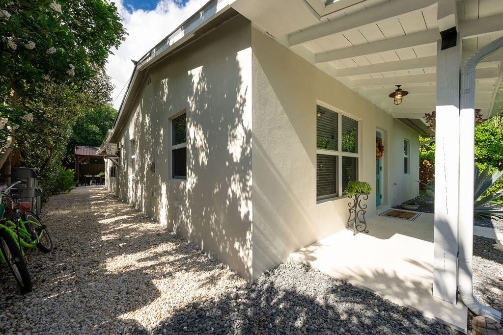 1615 Seminary Street