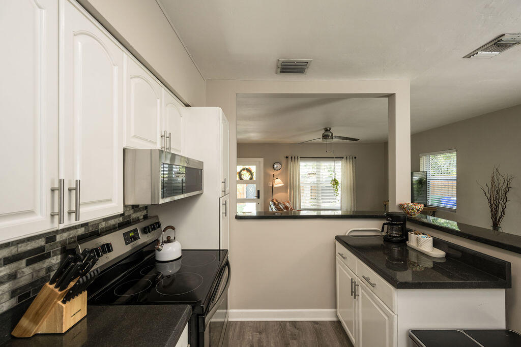 1615 Seminary Street