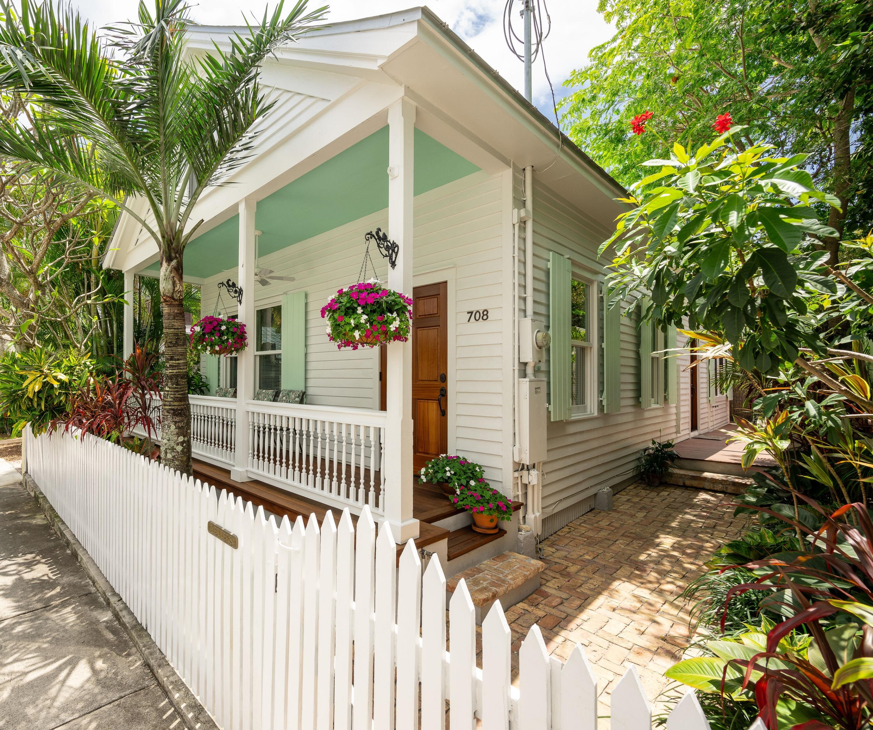 708 Windsor Lane