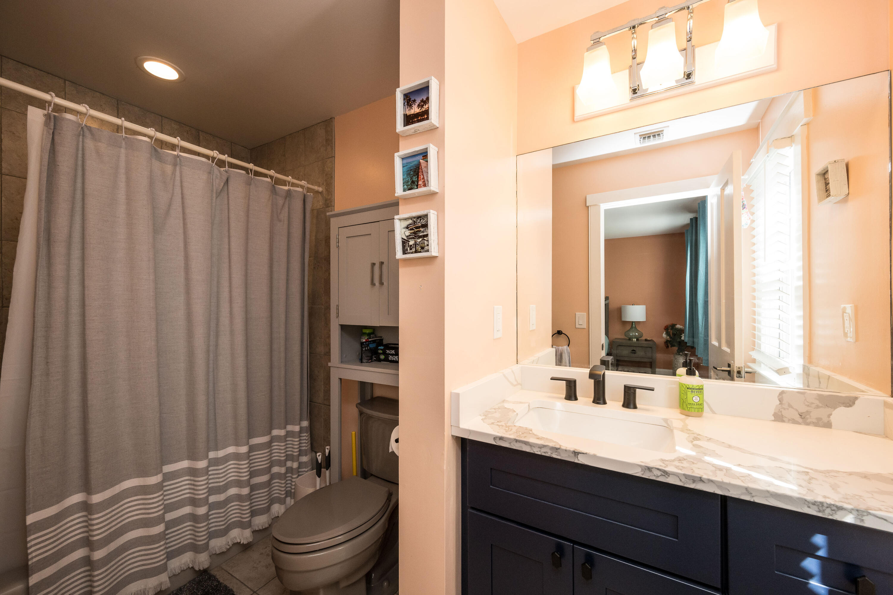 606 Truman Avenue Unit: 3