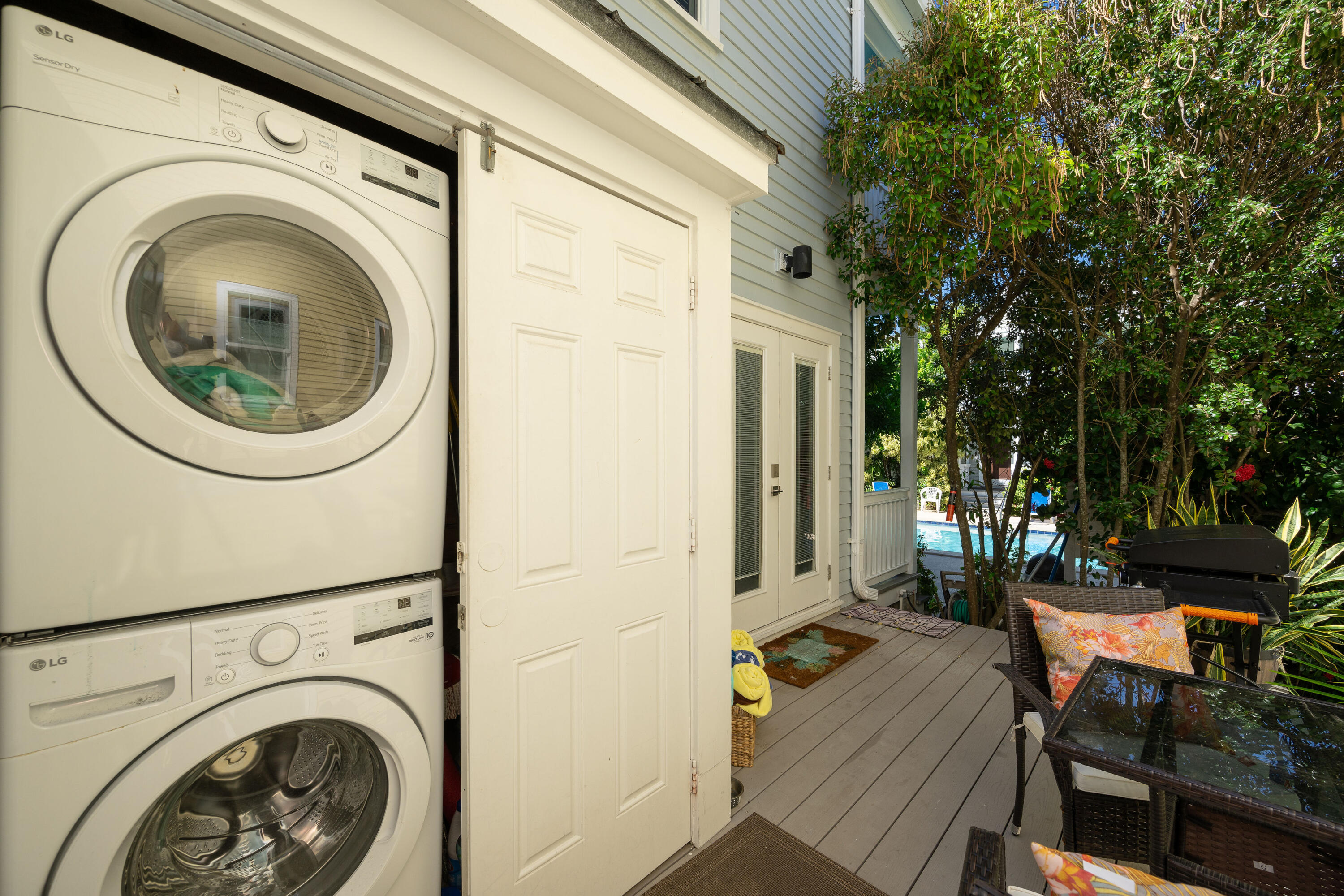 606 Truman Avenue Unit: 3