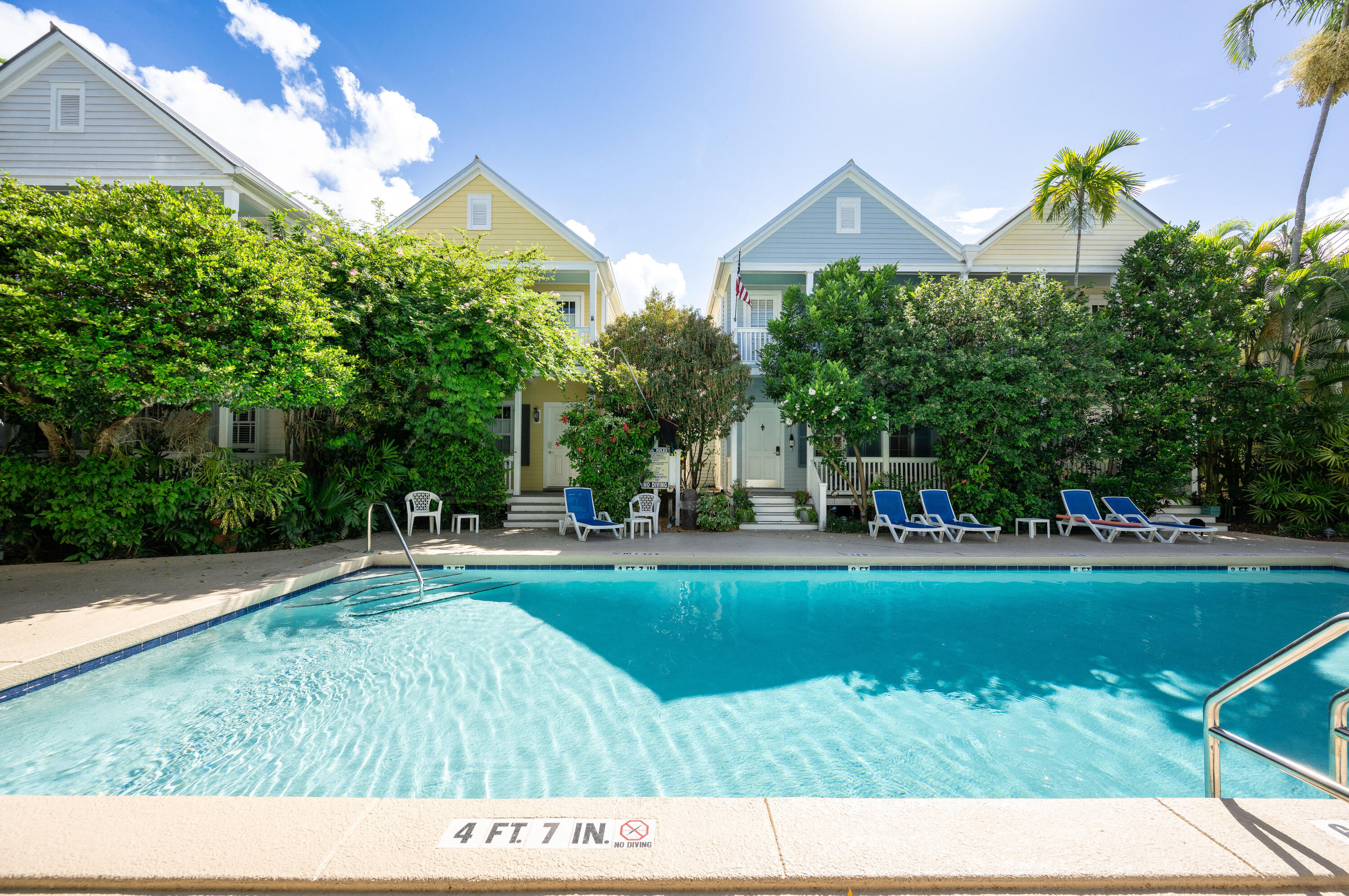 606 Truman Avenue Unit: 3