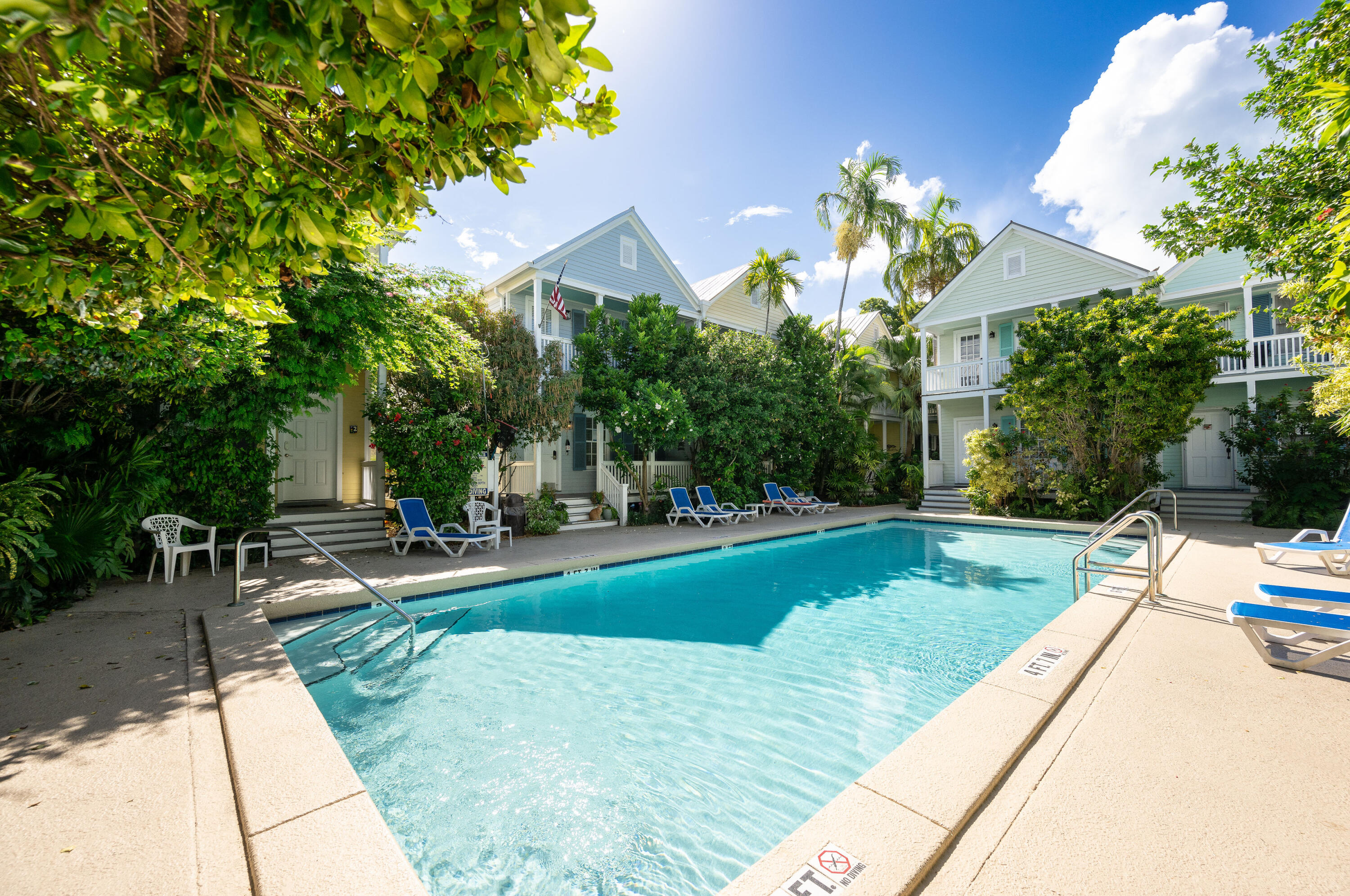 606 Truman Avenue Unit: 3